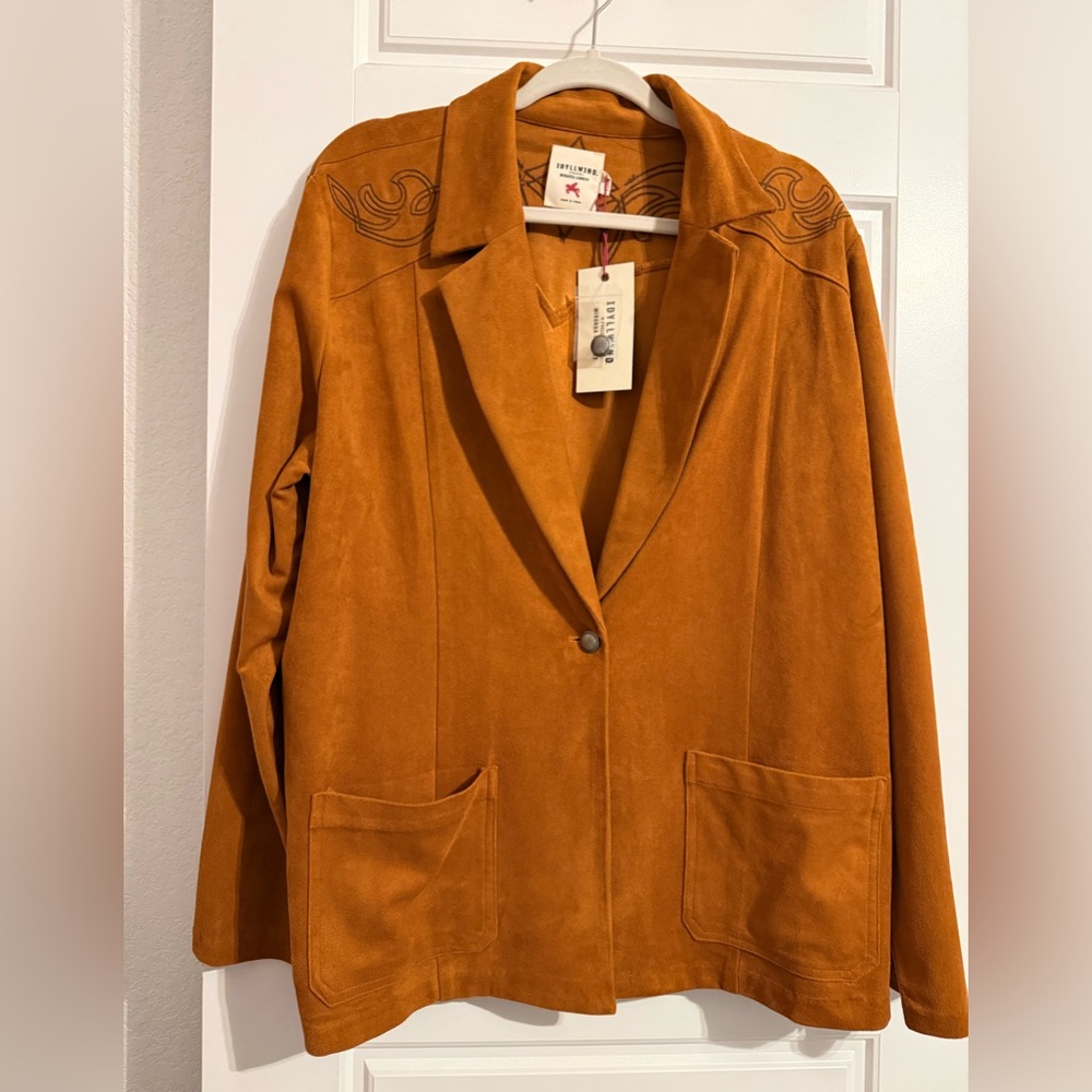 Idyllwind Tan Suede Blazer‎ with Embroidery